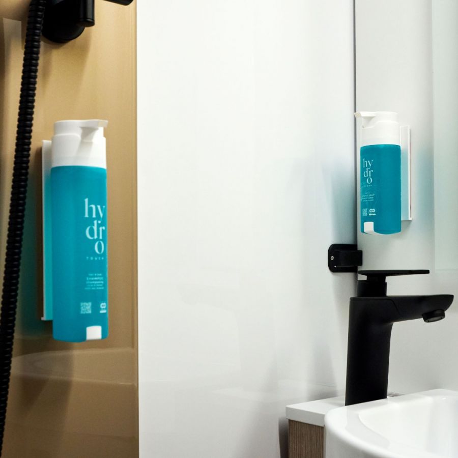 SHAPE 300 ml in der Wohnmobil-Dusche